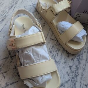 Madden Girl Kids Cream Sandals